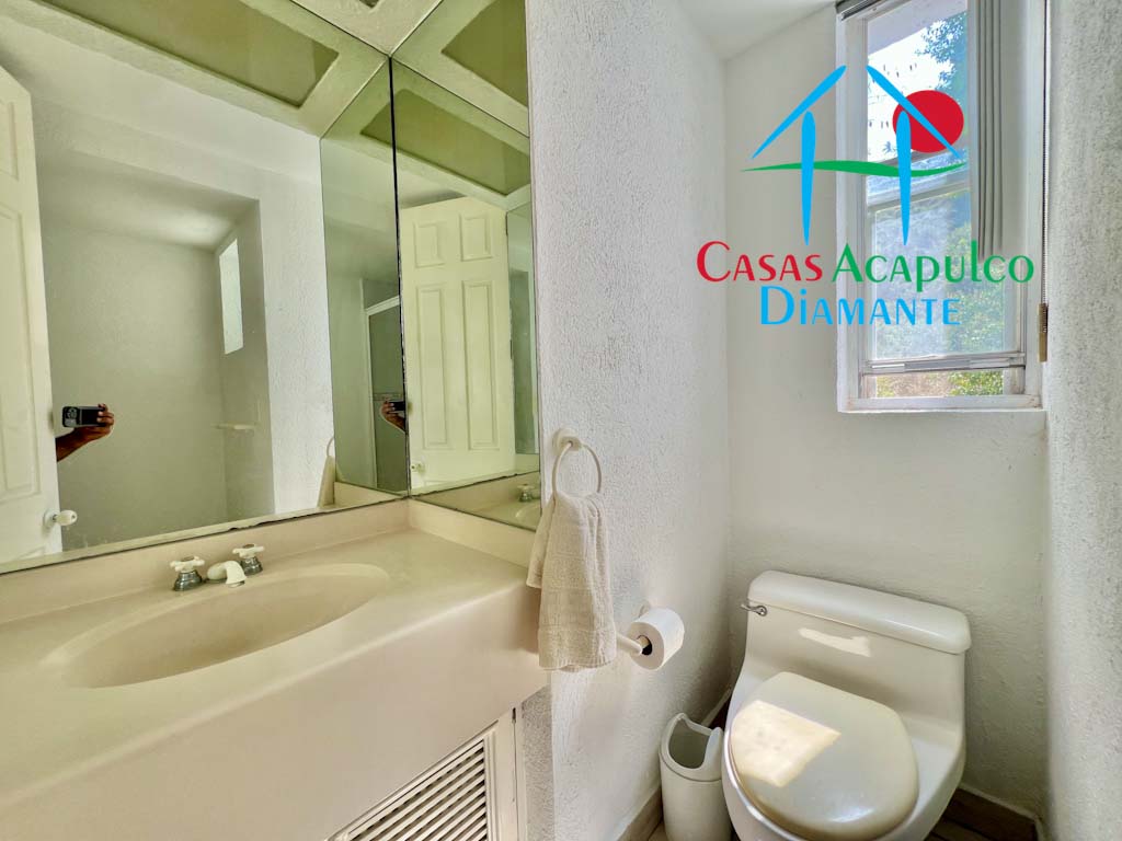 Brisas Diamante T2 119 - Baño completo 1